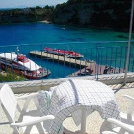 Pansion Panorama Aparthotel Patitírion Buitenkant foto